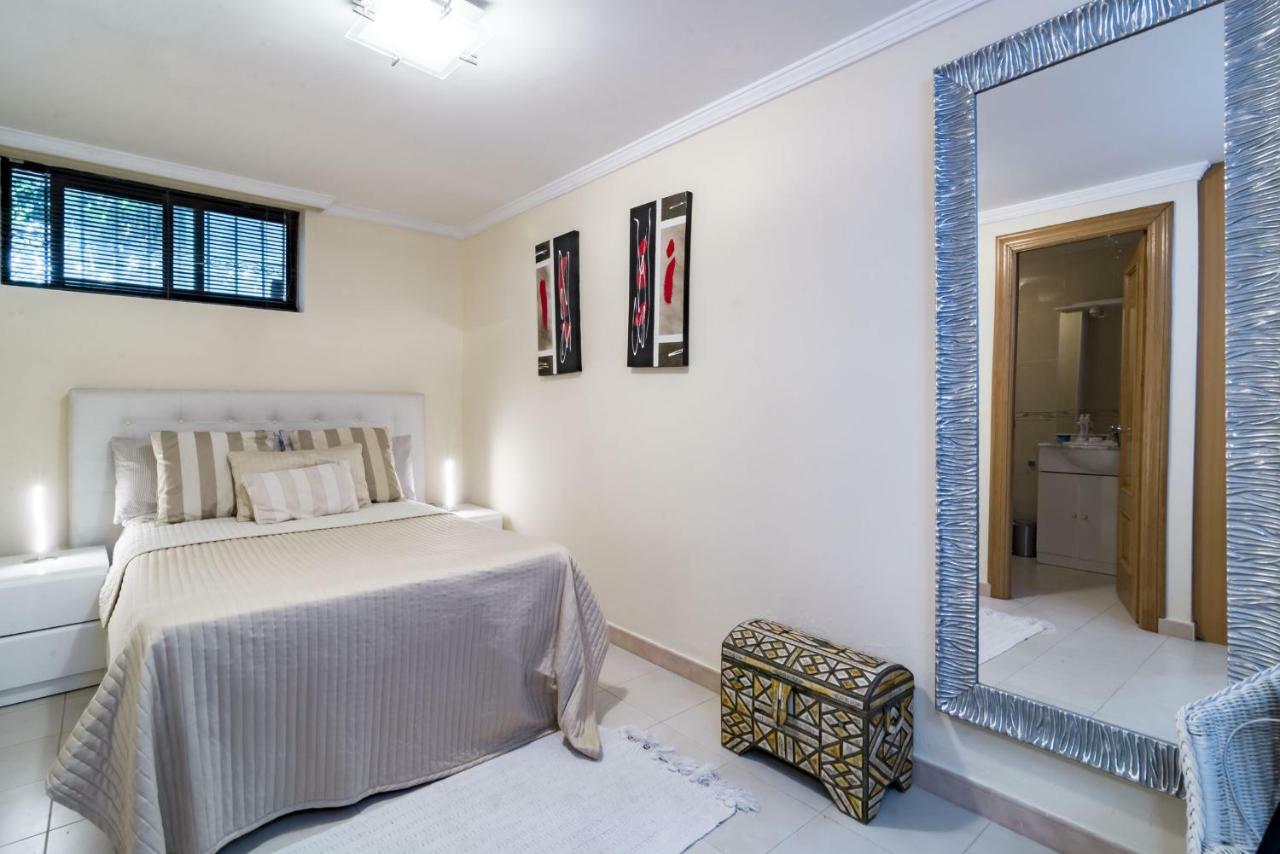 Villa Casakhan, Beautiful Luxury Villa, Marbella Exteriér fotografie
